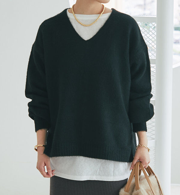  「《柔らかく軽い着心地》ヤクライクVネックニット」|ニット・セーター|