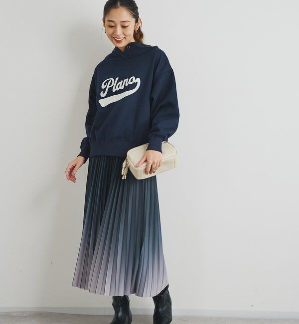  「《大人カジュアルに》裏毛ロゴデザインネックプルオーバー」|Tシャツ・カットソー|