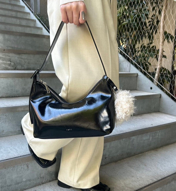  「loti ファーポーチ付きホーボーBAG」|トートバッグ|ブラック