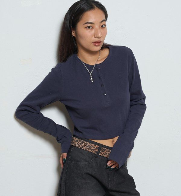  「【WEB限定】ヘンリーネックショートトップス」|Tシャツ・カットソー|