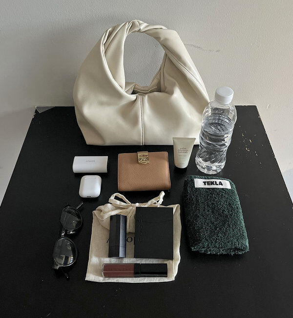  「【見た目以上の収納力！デイリー使いに◎】ツイストバッグ」|トートバッグ|