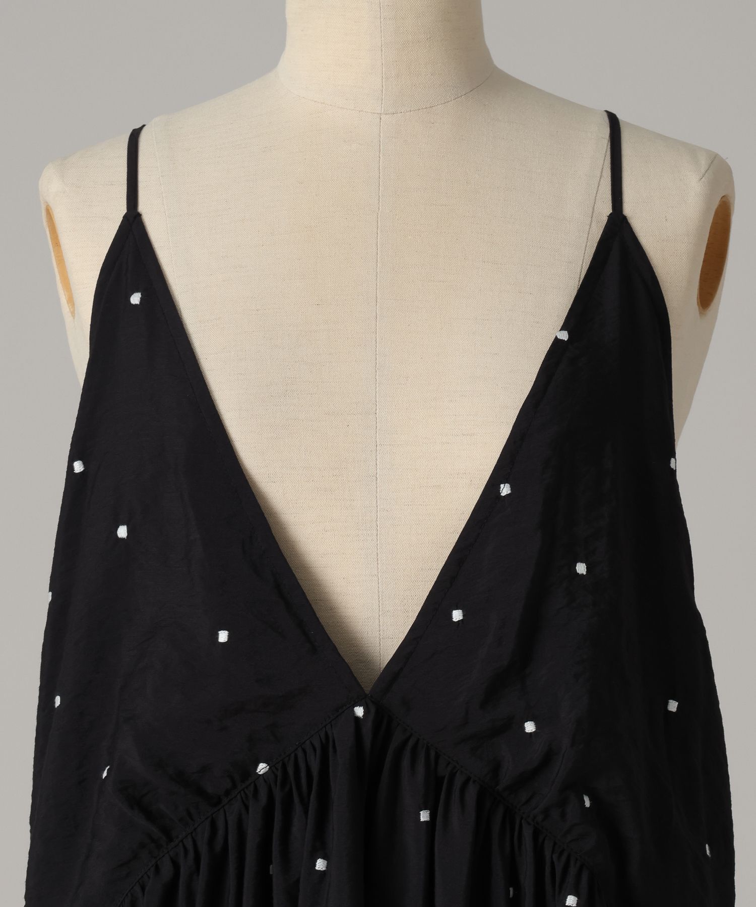 A part by 「ドットシシュウキャミワンピース」|ワンピース|