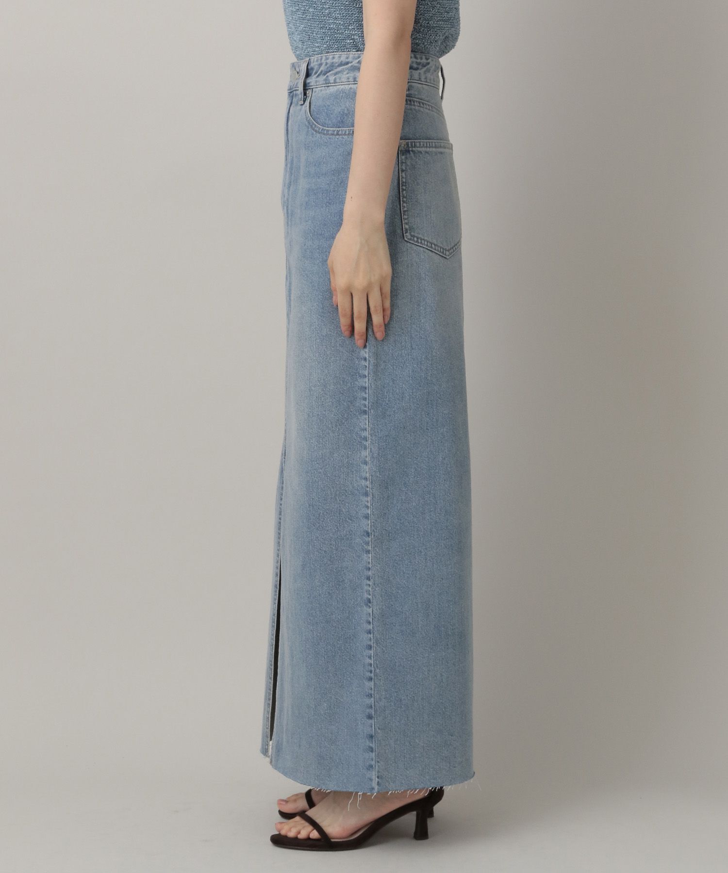 A part by 「Apbスリットデニムスカート」|タイト|