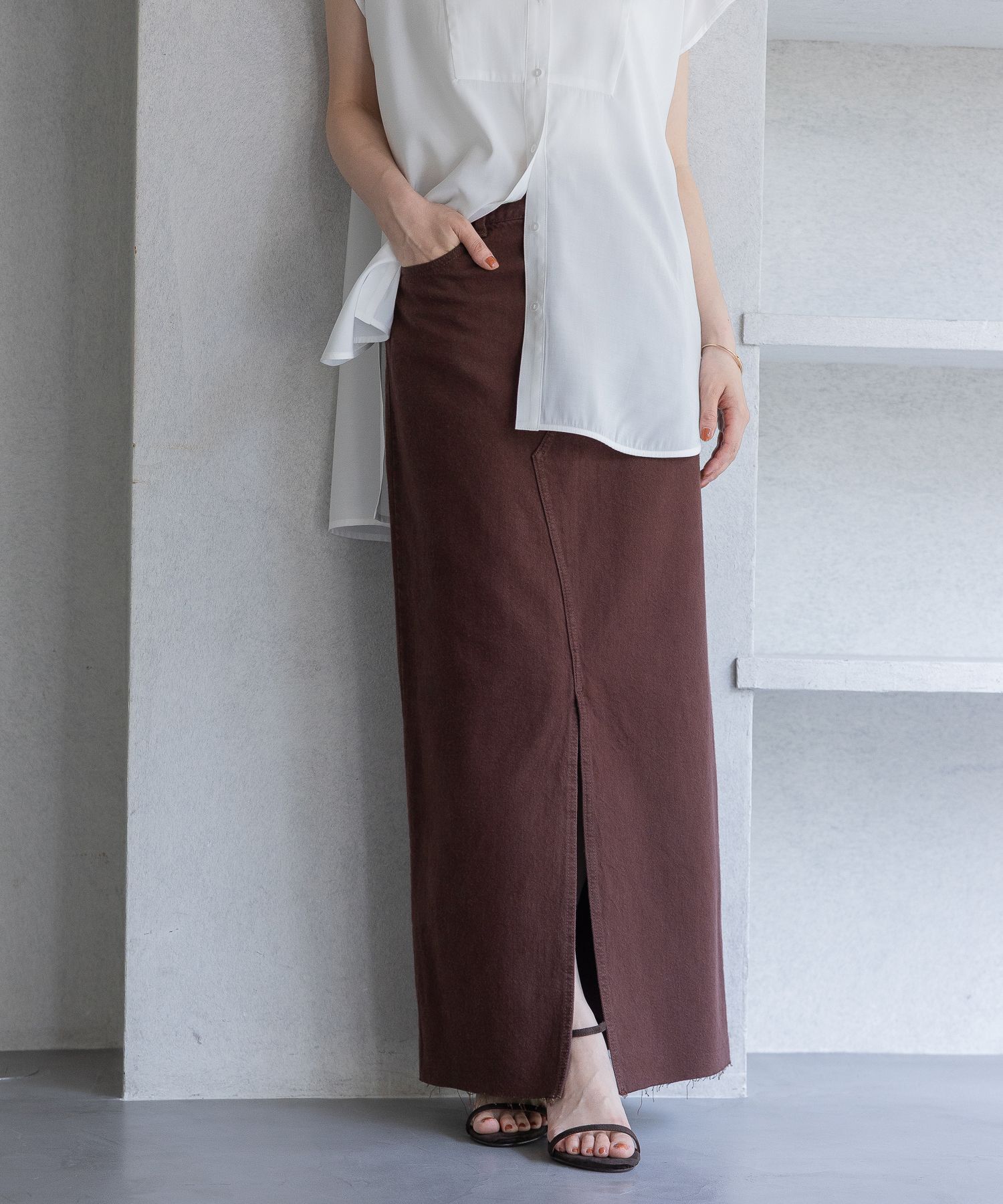 A part by 「Apbスリットデニムスカート」|タイト|ボルドー