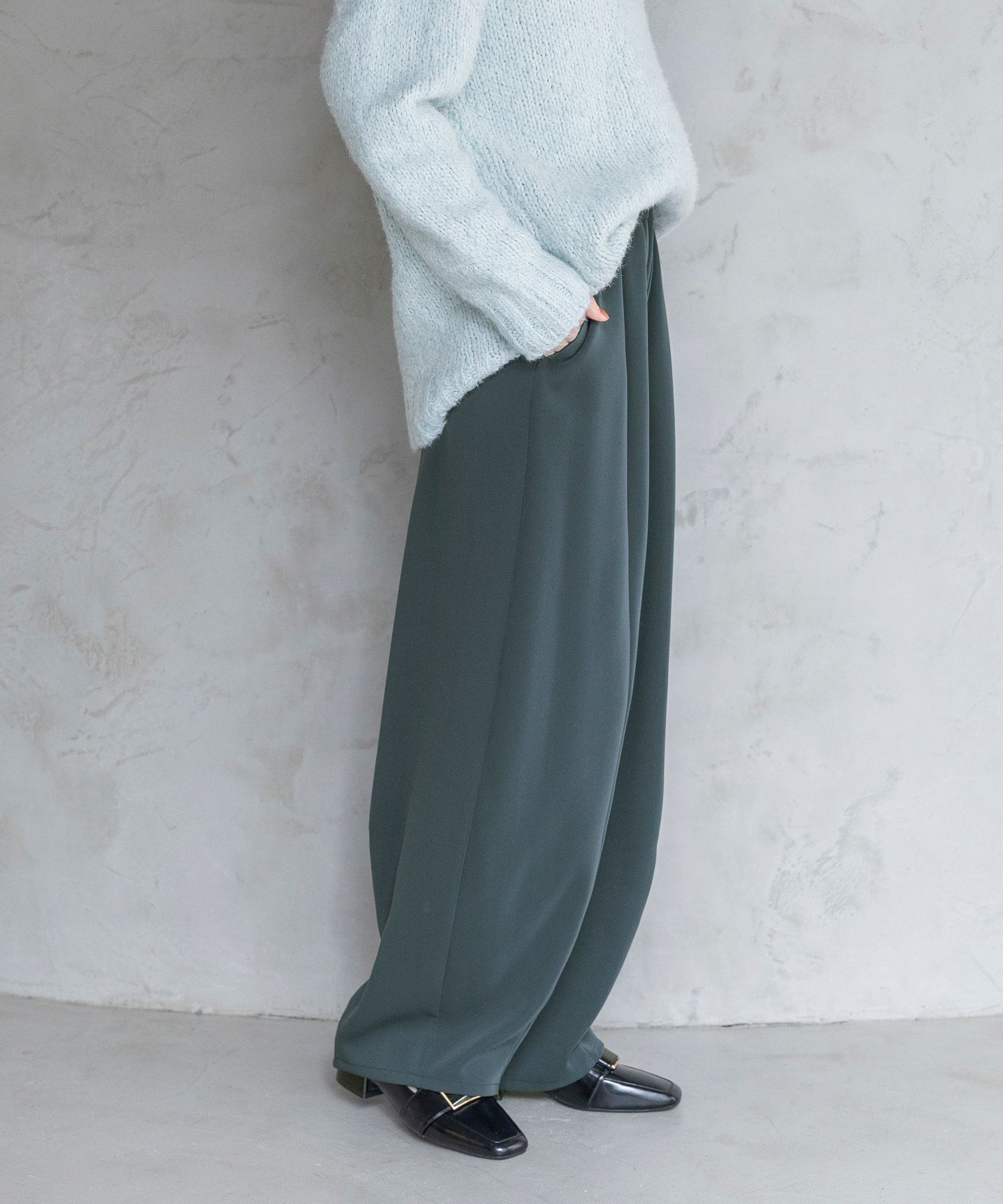 A part by 「【Sサイズ展開】イージーコクーンパンツ」|スラックス|