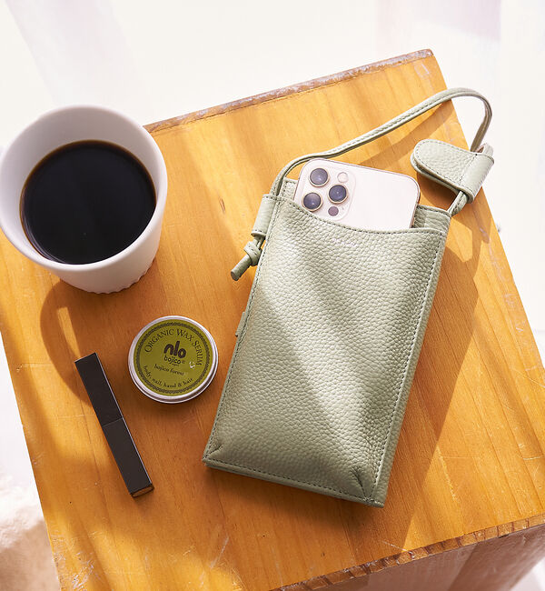 collex「【WEB限定】【BEAURE】カウレザー マルチウォレットショルダーバッグ」|ショルダー・メッセンジャー|グリーン