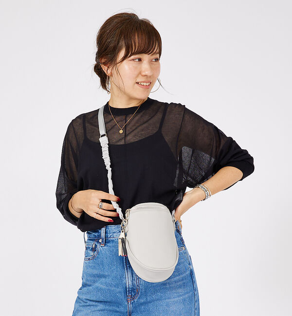 ABAHOUSE「【cheek】C23005 egg pouch shoulder/ショルダーポー」|ショルダー・メッセンジャー|アイボリー