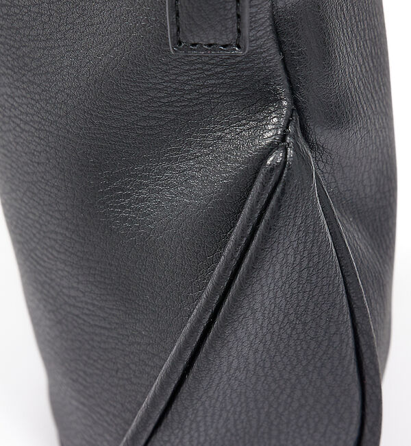 ABAHOUSE「【cheek】C23005 egg pouch shoulder/ショルダーポー」|ショルダー・メッセンジャー|