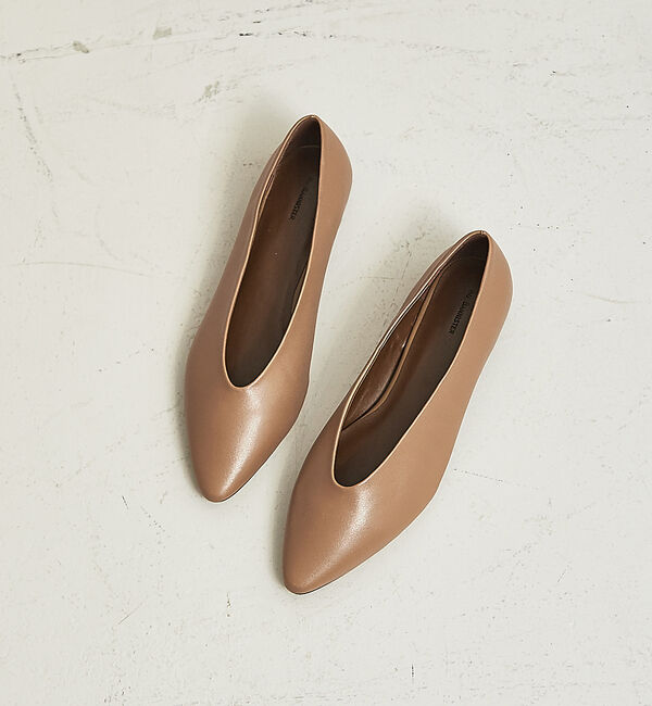 AU BANNISTER「【WEB限定】ソフトポインテッドパンプス」|パンプス|ベージュ