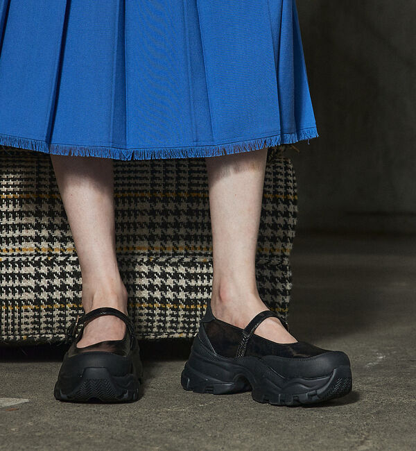 AU BANNISTER「【LAROUTE】メリージェーン 厚底スニーカー」|スニーカー|ブラック