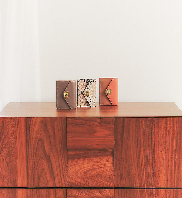 LOWELL things「【秋冬新作】薄型三つ折り財布」|財布|