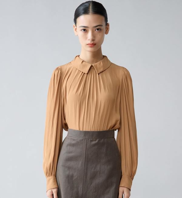 TIARA「タックカラー付ブラウス」|シャツ・ブラウス|キャメル