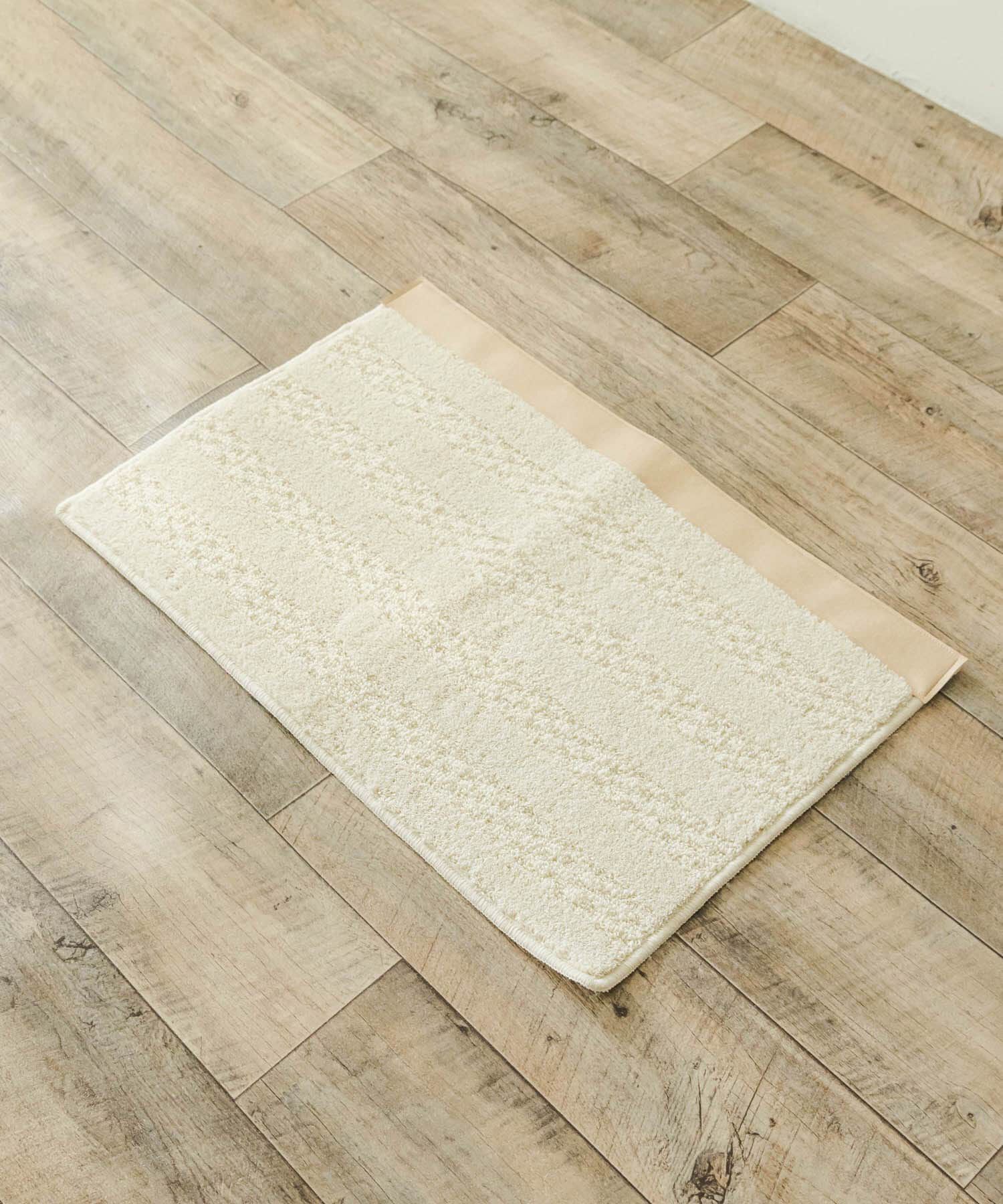 URBAN RESEARCH DOORS「『洗濯可』calmland　フロアラグ 46&times;70」|クッション・クッションカバー|