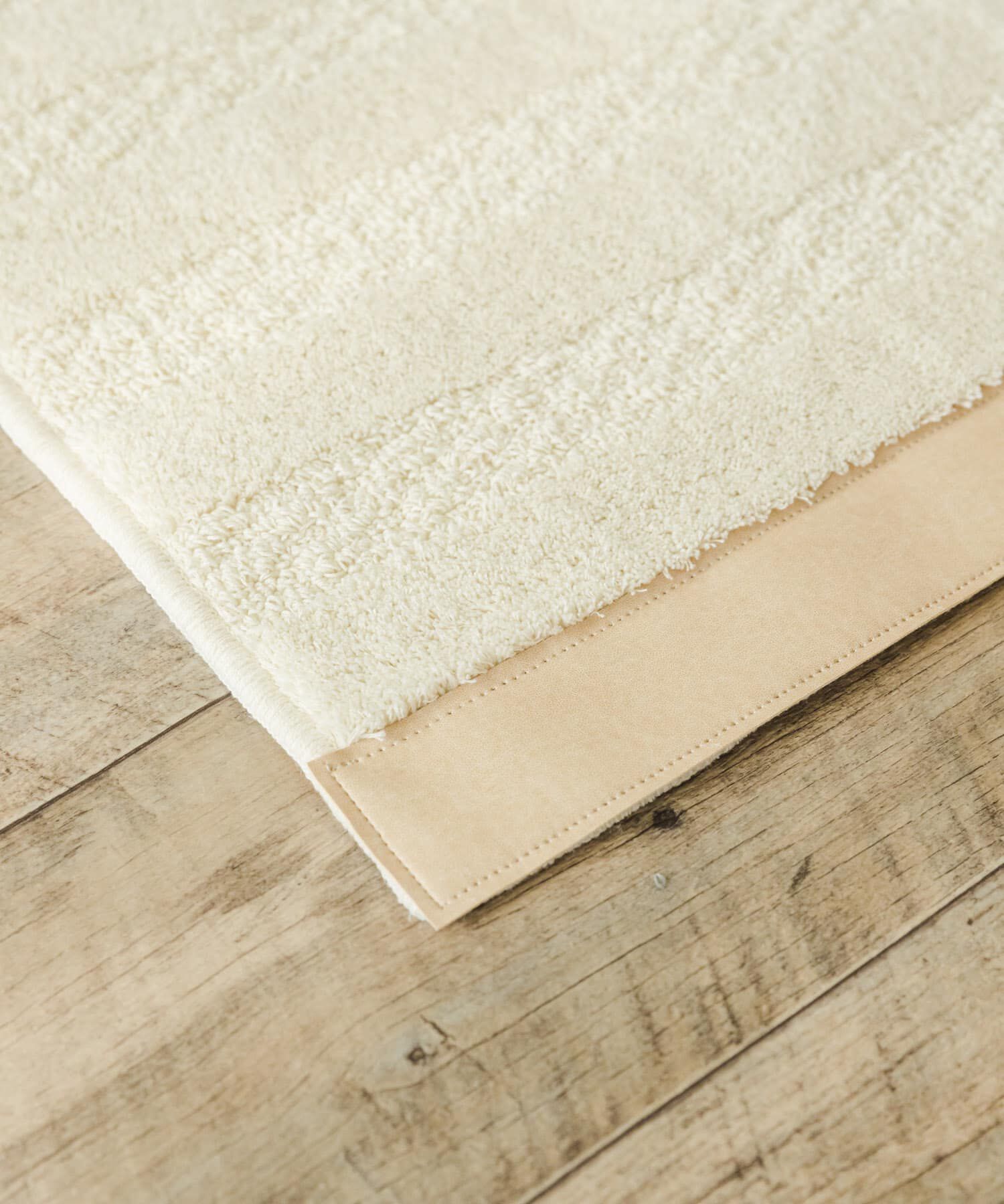 URBAN RESEARCH DOORS「『洗濯可』calmland　フロアラグ 46&times;70」|クッション・クッションカバー|