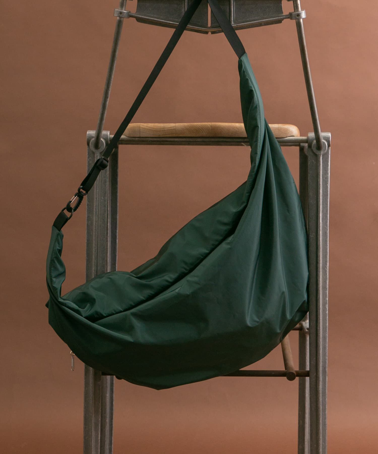 RODE SKO「撥水ビッグボディバッグ」|ショルダー・メッセンジャー|グリーン