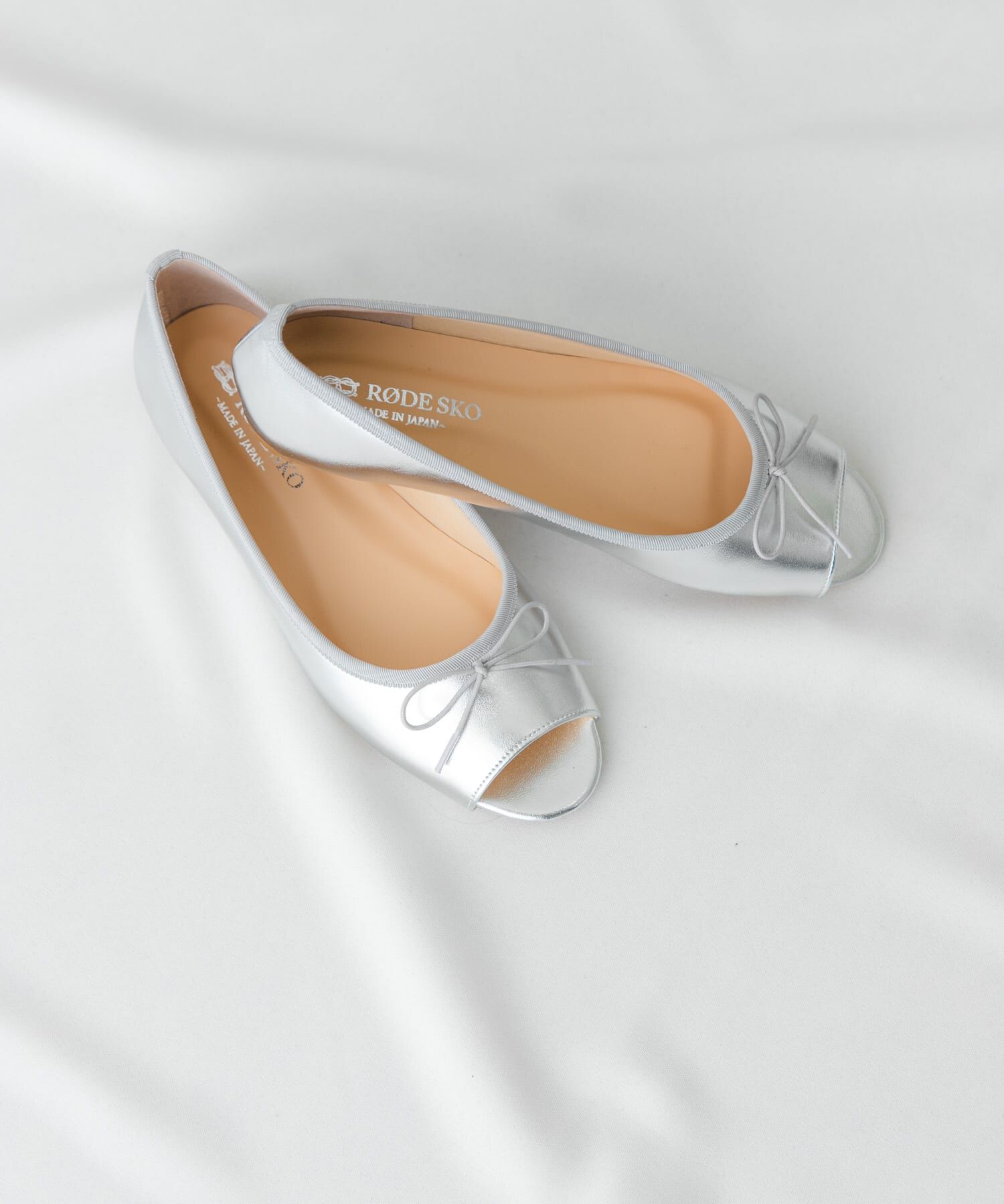 RODE SKO「『MADE IN JAPAN』オープントゥリボンパンプス」|パンプス|