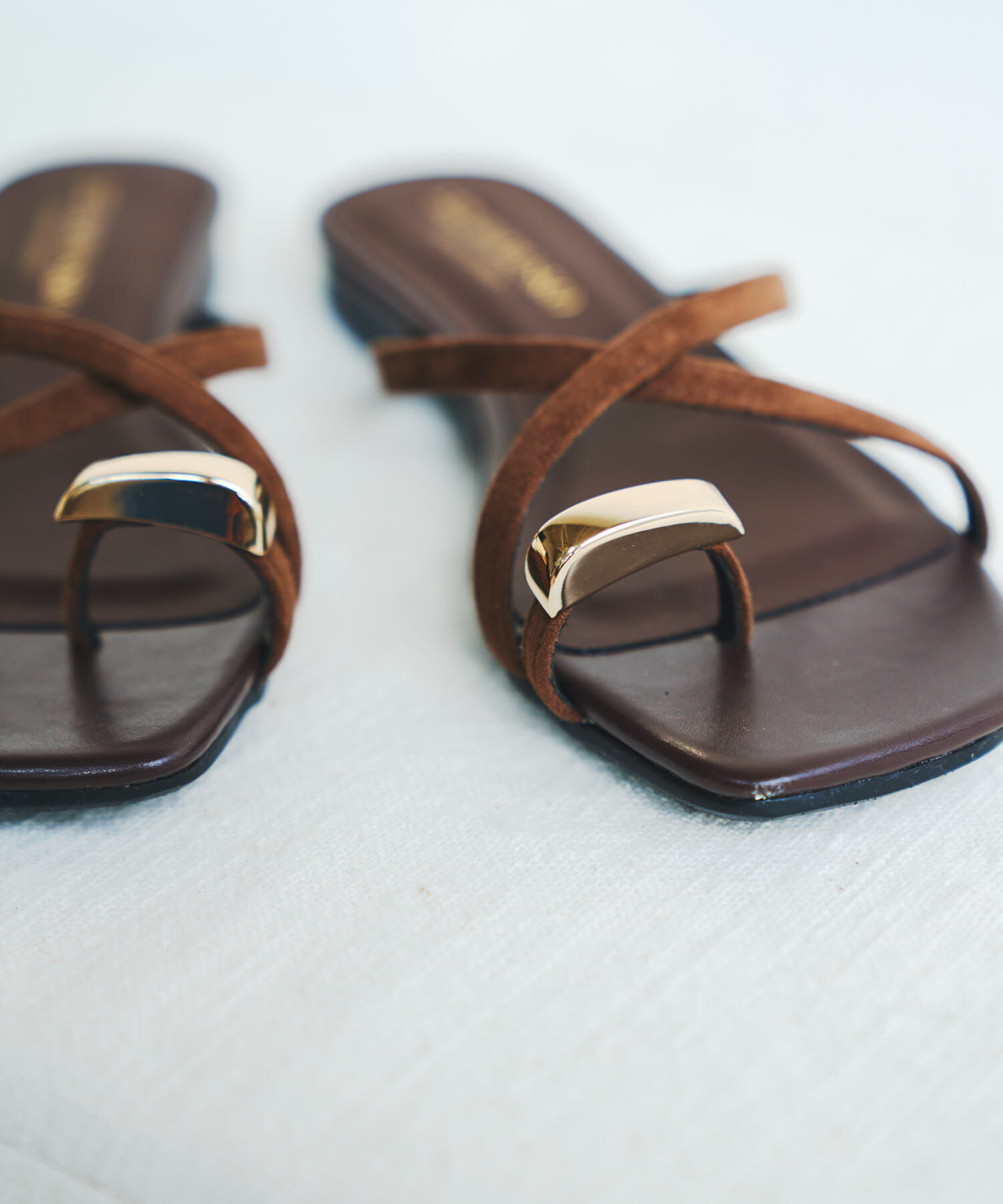 RODE SKO「『MADE IN JAPAN』プチメタルクロスフラットサンダル」|サンダル|