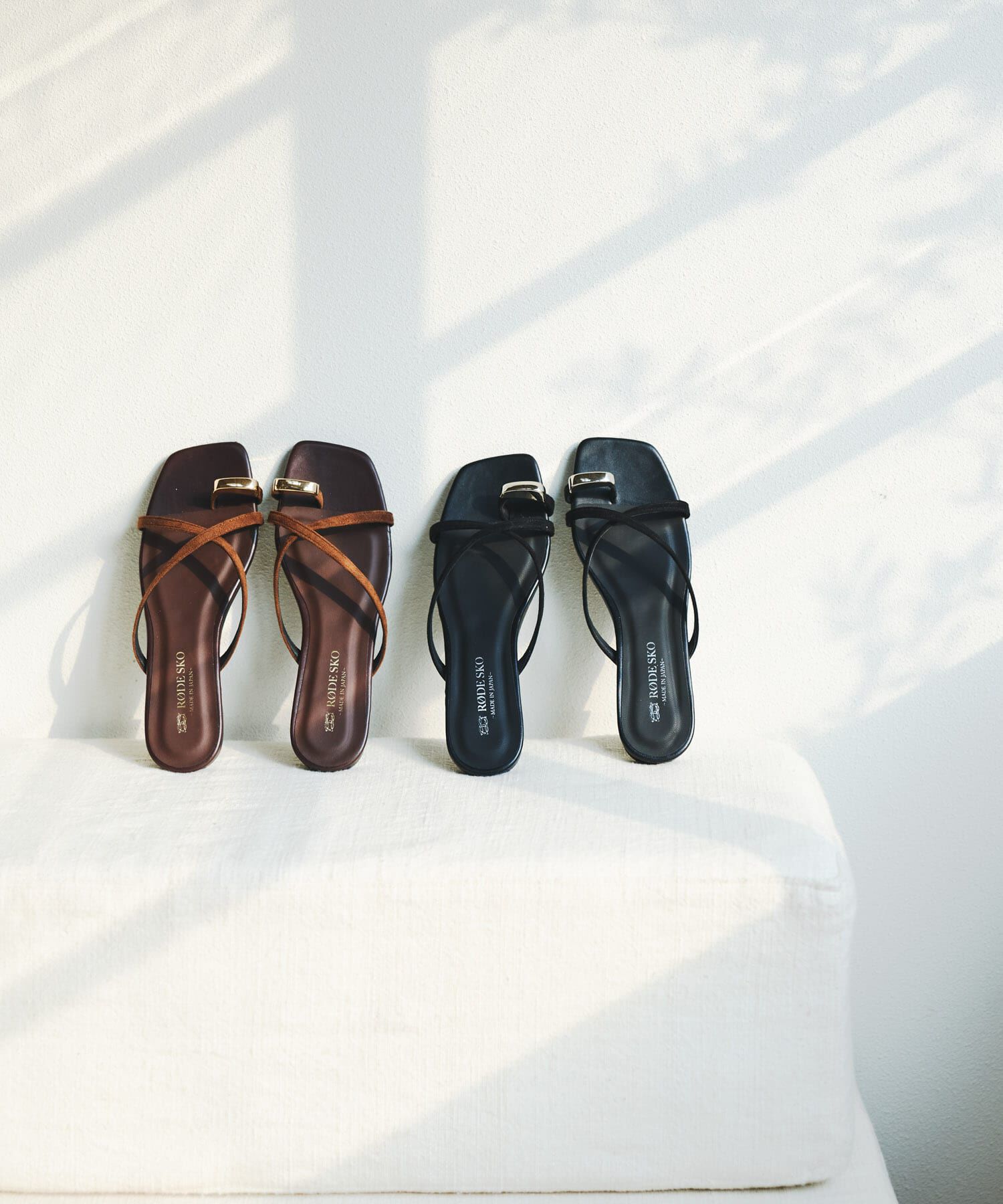 RODE SKO「『MADE IN JAPAN』プチメタルクロスフラットサンダル」|サンダル|