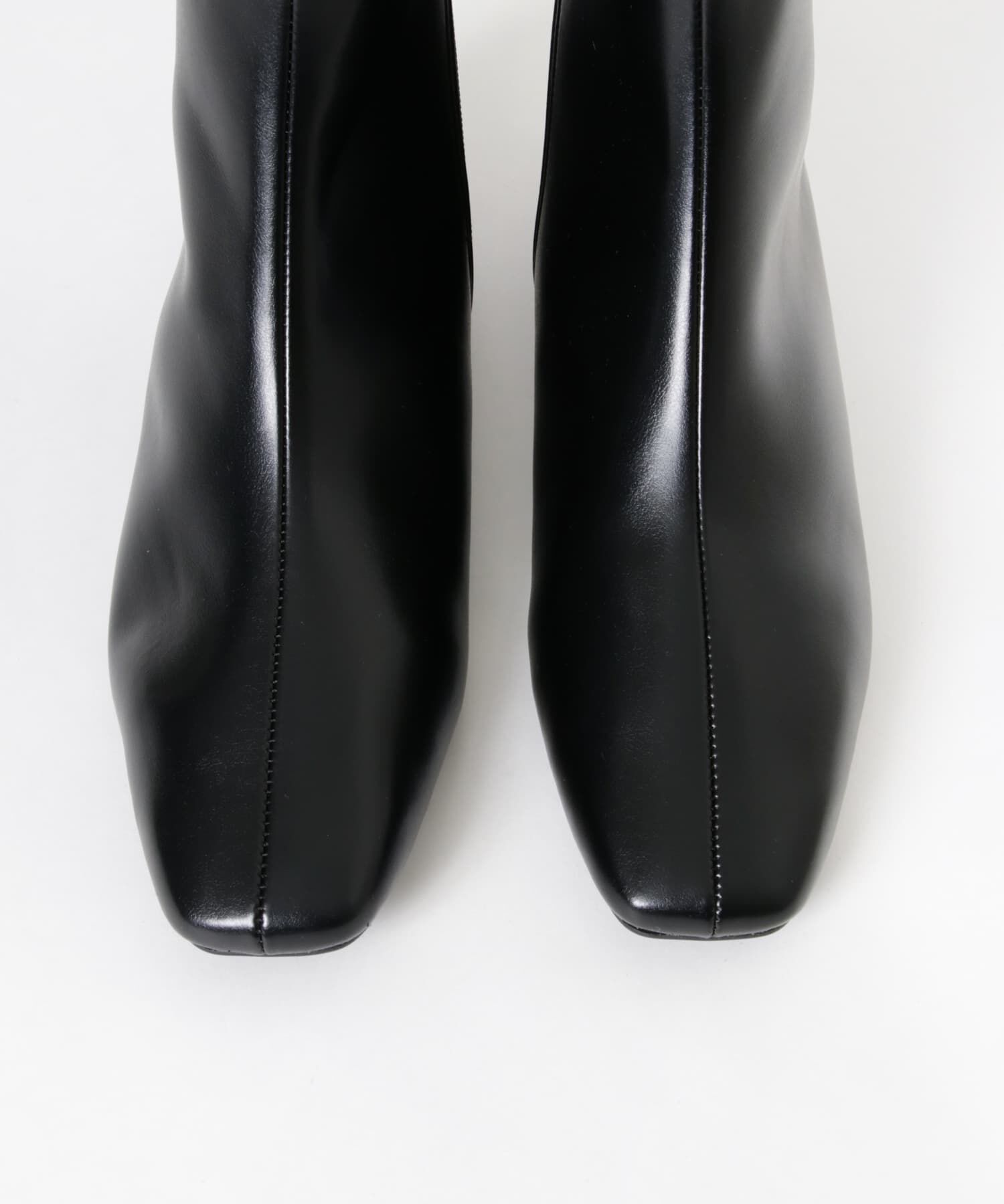 URBAN RESEARCH「『MADE IN JAPAN』スクエアトゥローヒールショートブーツ」|ショートブーツ|