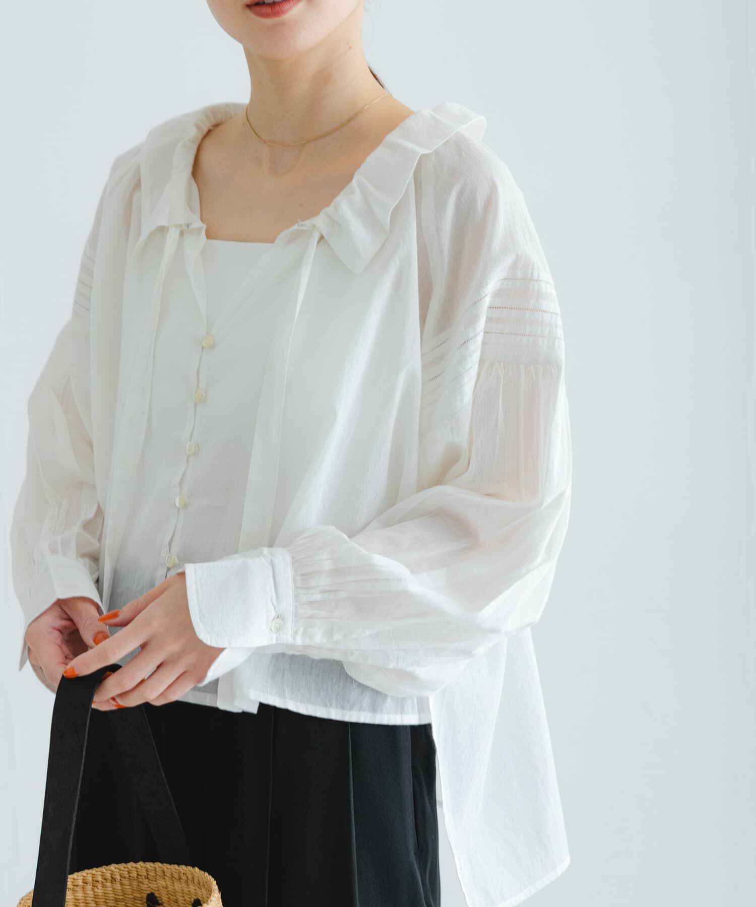 URBAN RESEARCH「コットンボイルフリルカラーブラウス」|シャツ・ブラウス|