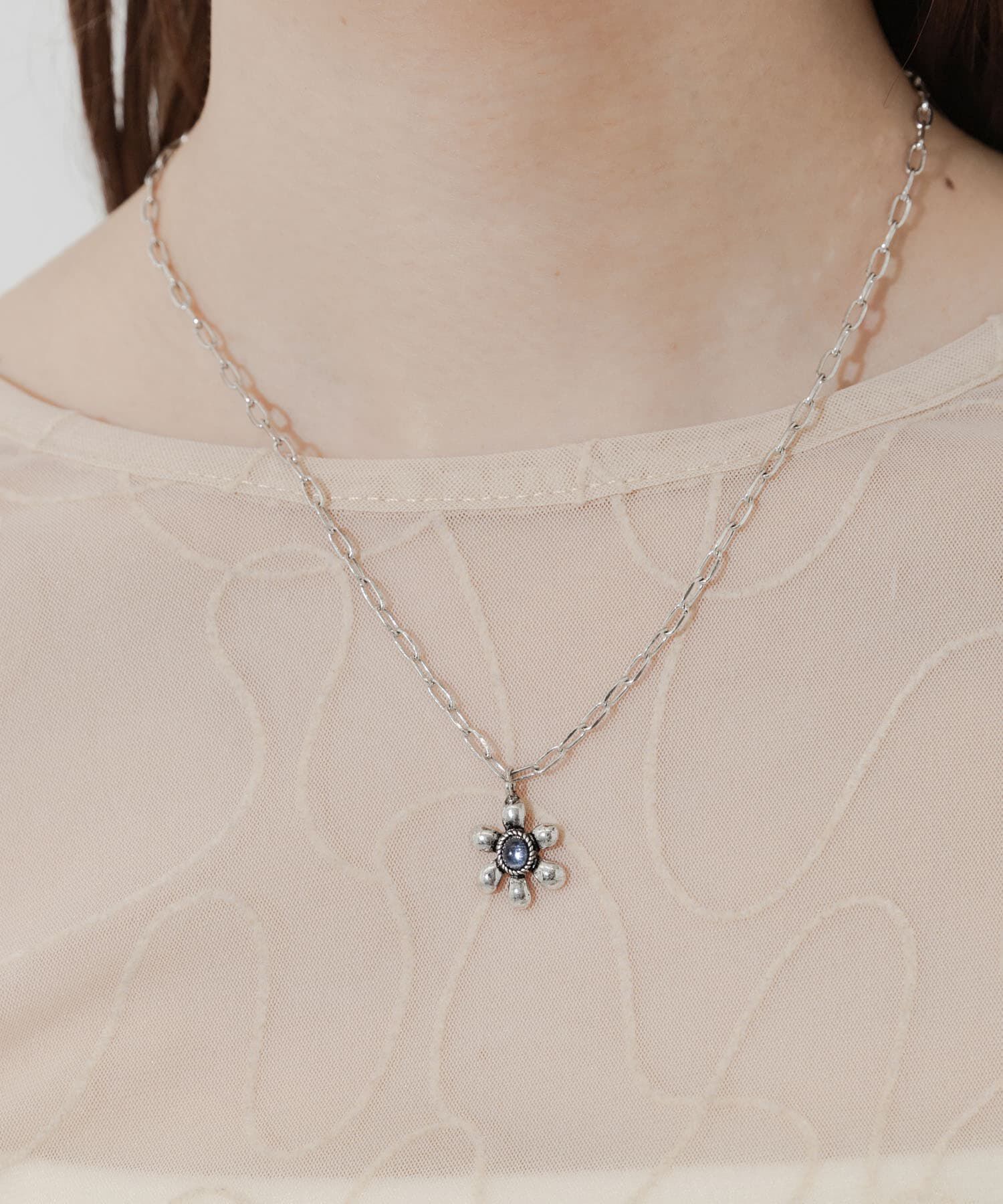 SMELLY「ストーンフラワーチャームネックレス」|ネックレス|