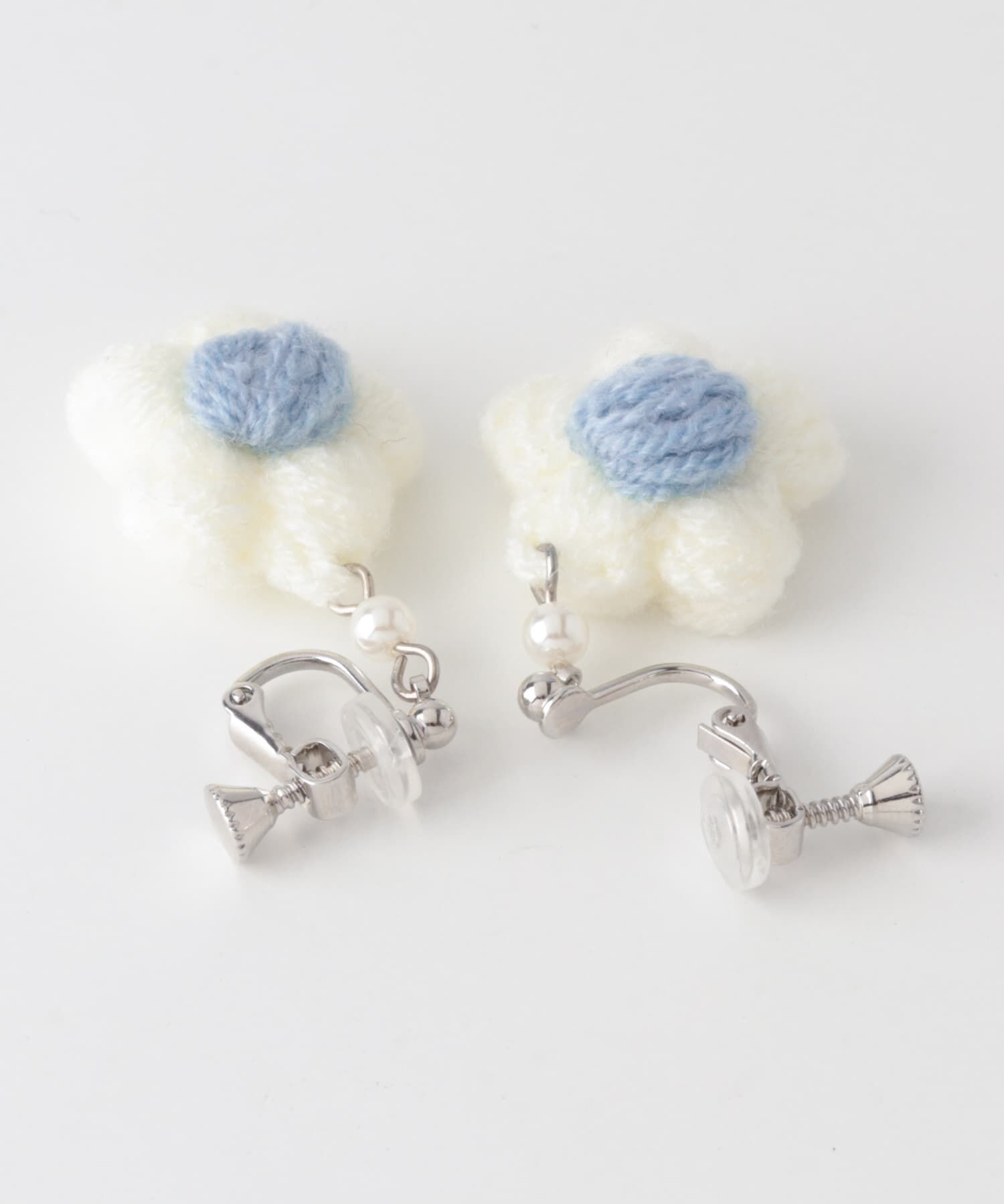 SMELLY「ニットフラワーイヤリング」|イヤリング|