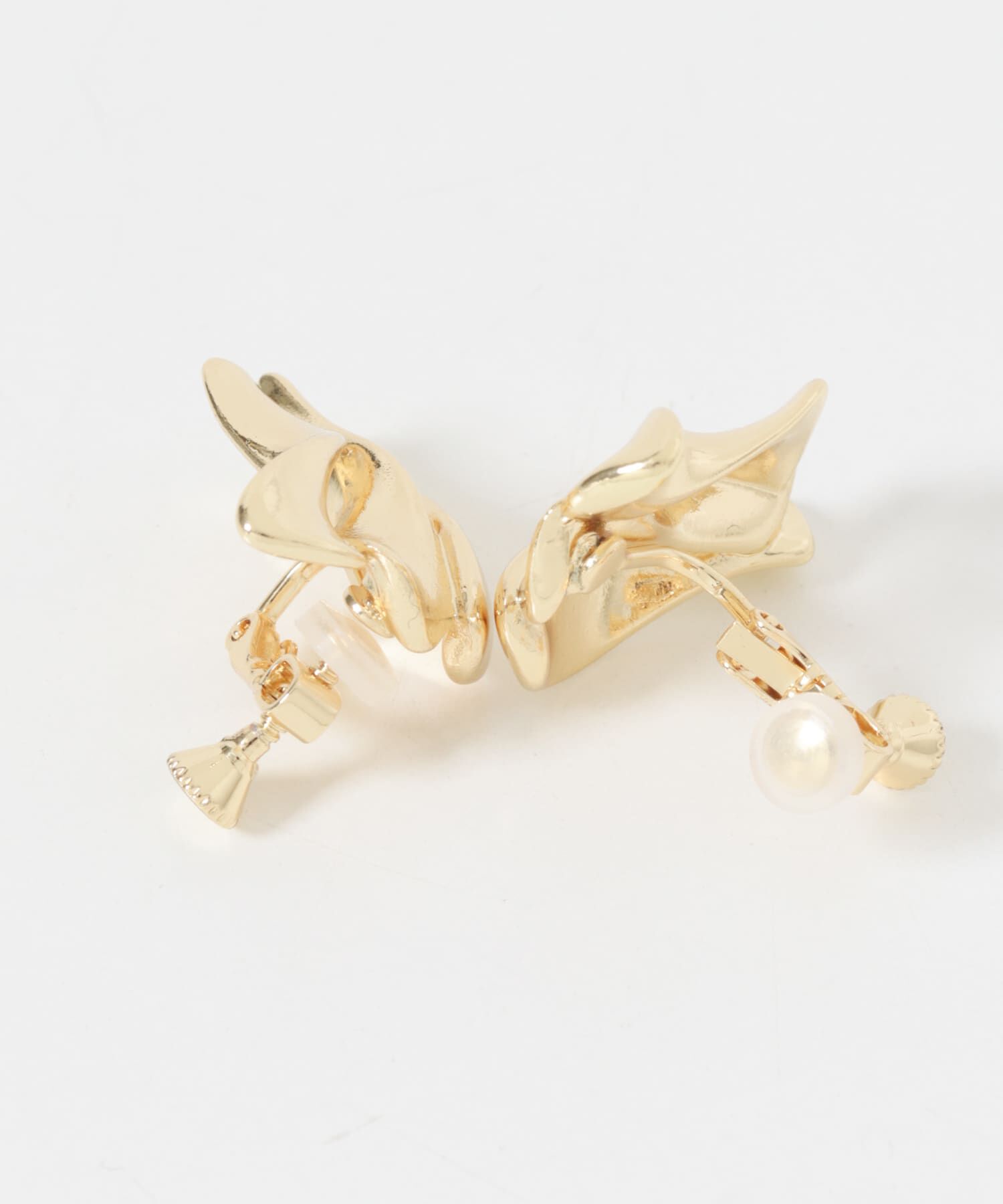 SMELLY「フリルデザインボリュームイヤリング」|イヤリング|