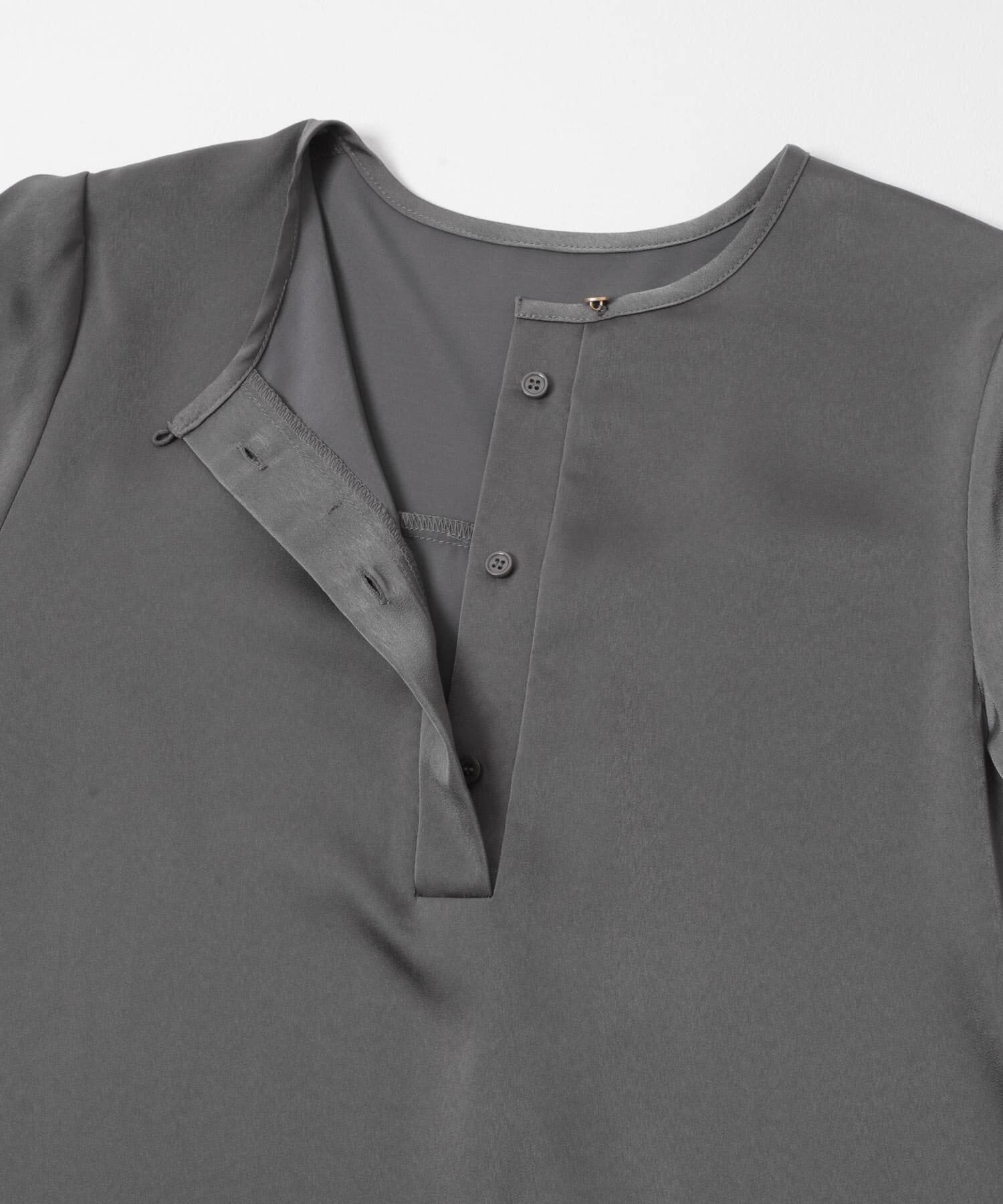 URBAN RESEARCH ROSSO「ピーチサテンデザインスリーブブラウス」|シャツ・ブラウス|