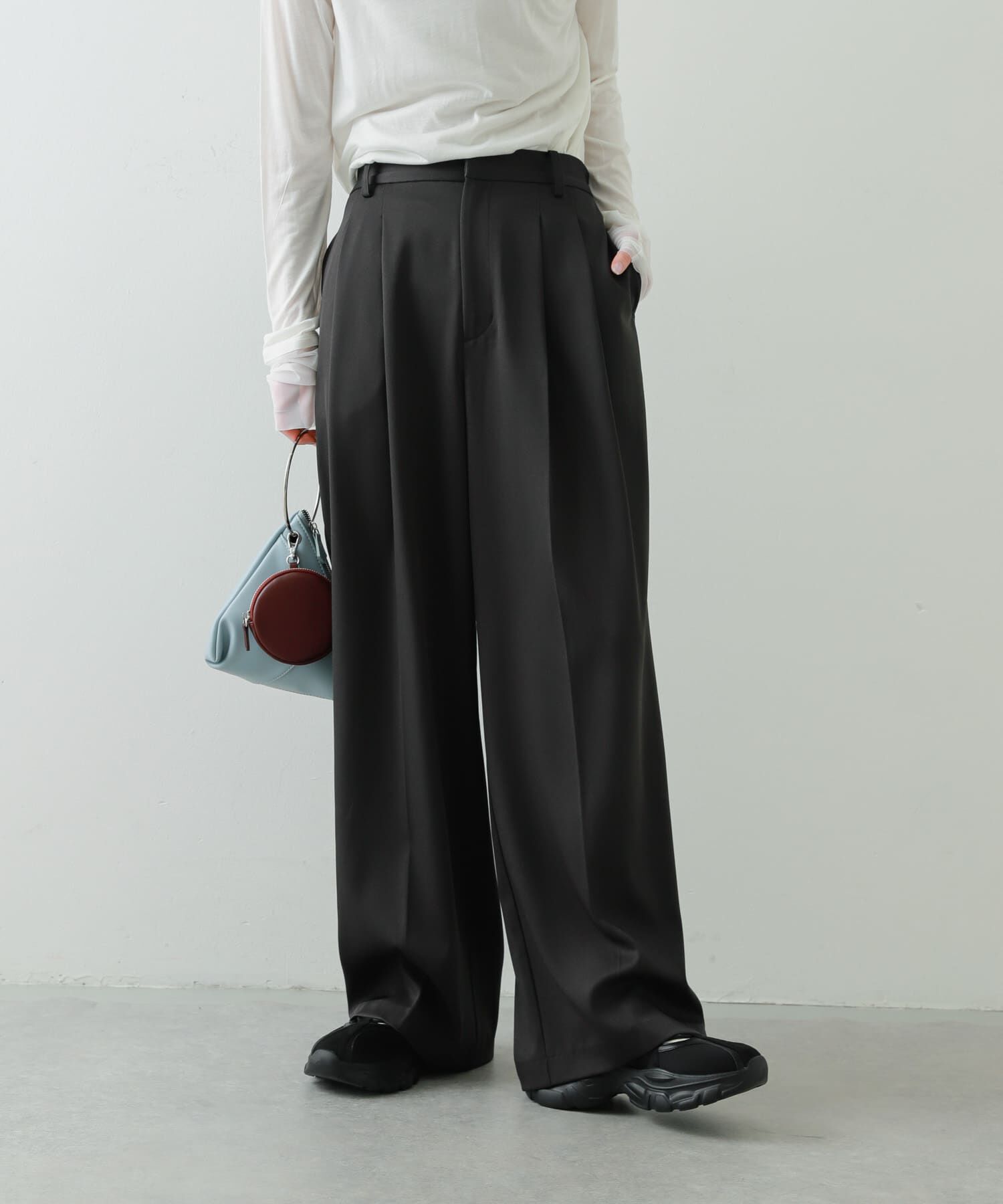 SENSE OF PLACE by URBAN RESEARCH「ルーズタックスラックス」|その他|チャコールグレー