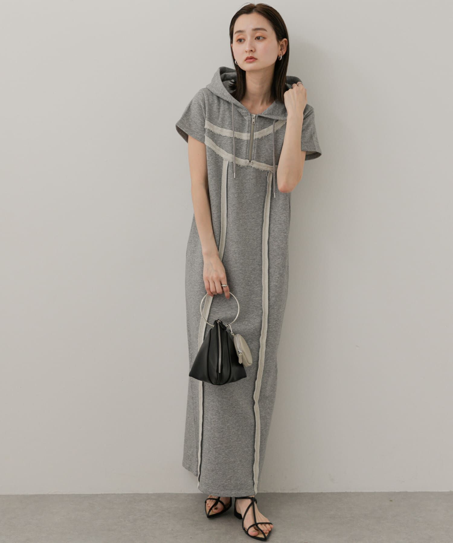 SENSE OF PLACE by URBAN RESEARCH「フーディージップワンピース」|ワンピース|