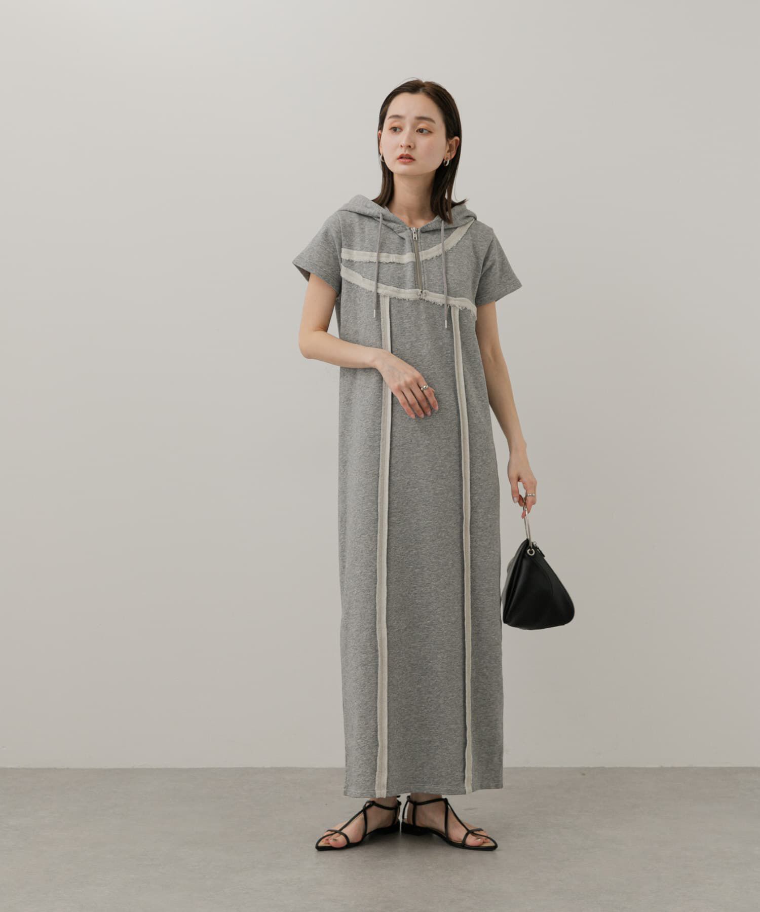 SENSE OF PLACE by URBAN RESEARCH「フーディージップワンピース」|ワンピース|