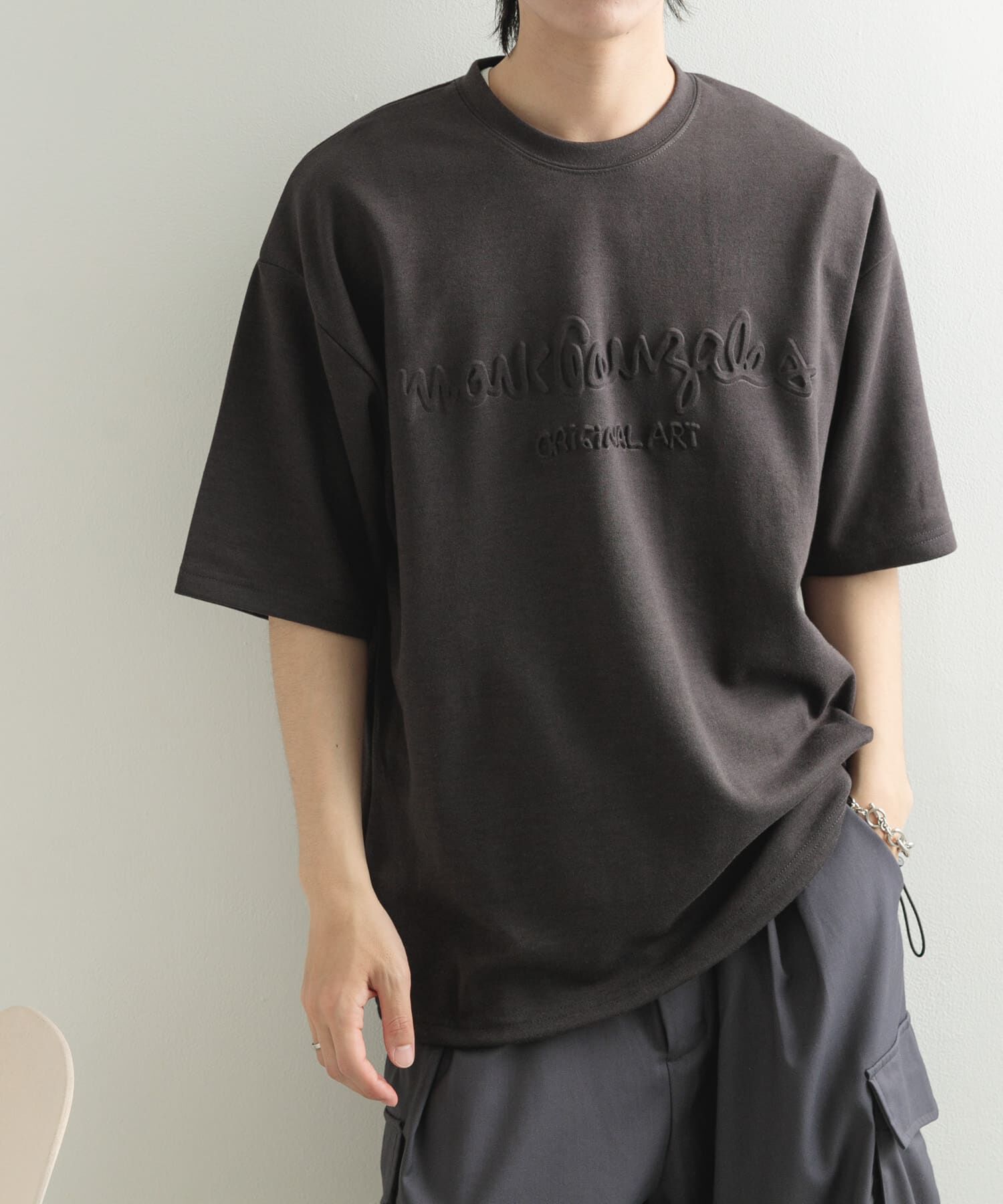 SENSE OF PLACE by URBAN RESEARCH「『WEB限定』Mark Gonzales　プリントクルーネックドローコードTシャツ」|Tシャツ・カットソー|