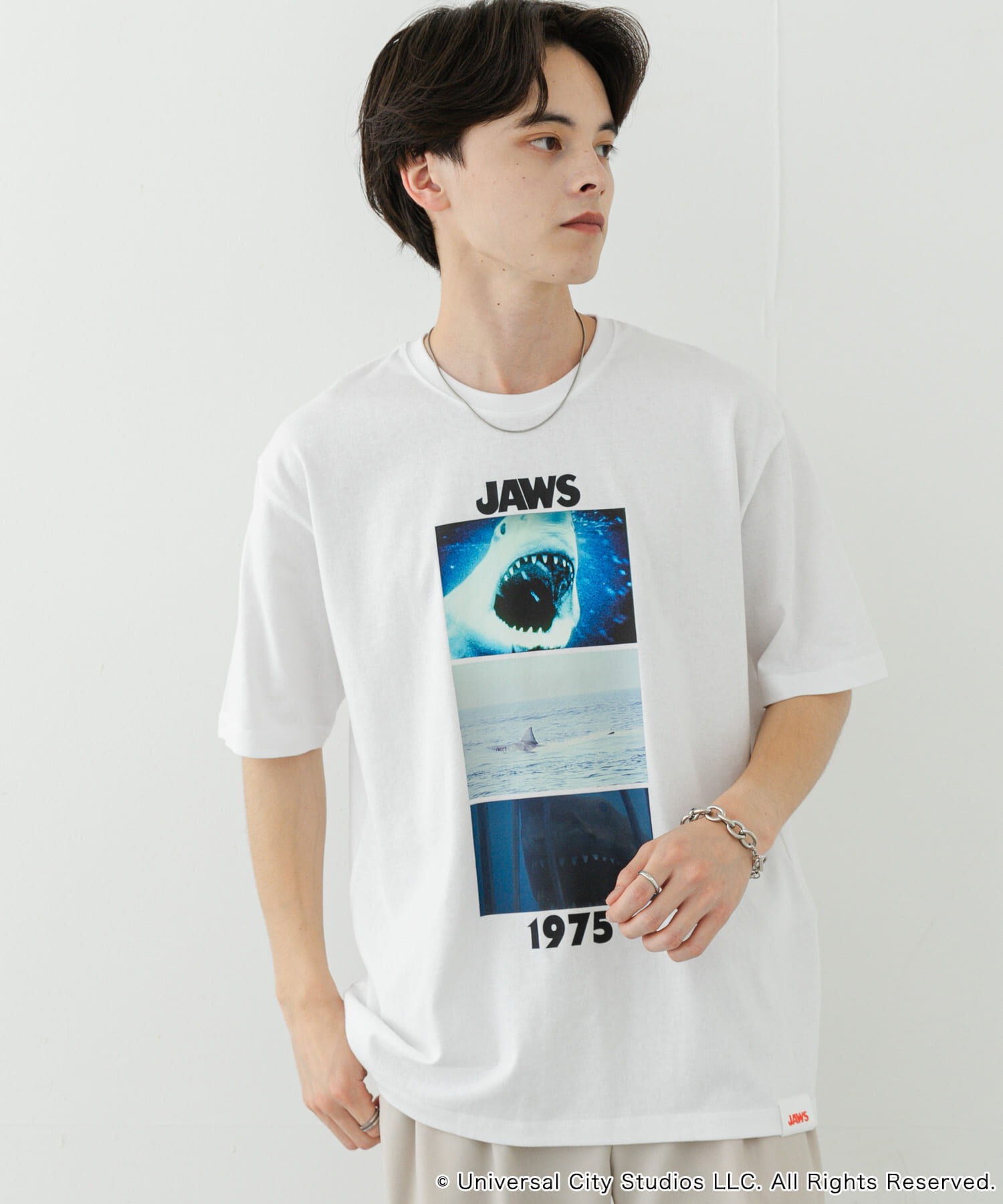 SENSE OF PLACE by URBAN RESEARCH「『別注』SENSE OF PLACE&times;JAWS　プリントT-SHIRTS/A」|Tシャツ・カットソー|ホワイト