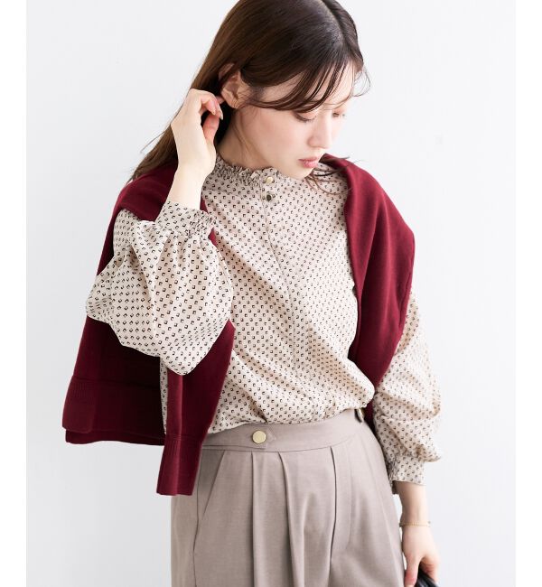  「《手洗い可能》シャーリングネック幾何柄ブラウス」|シャツ・ブラウス|
