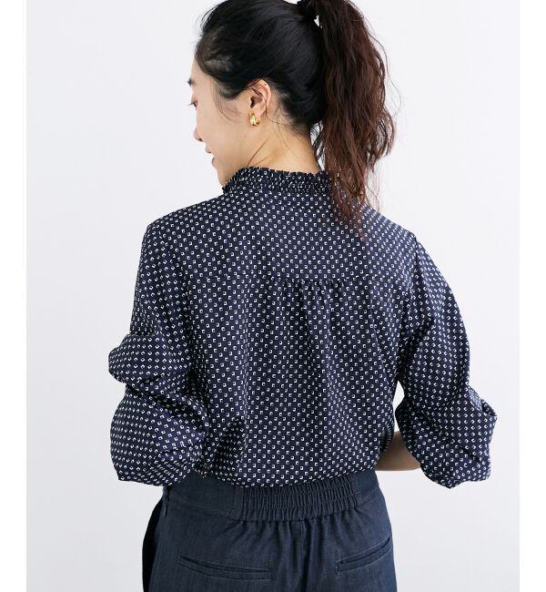  「《手洗い可能》シャーリングネック幾何柄ブラウス」|シャツ・ブラウス|