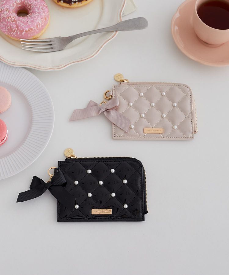 Maison de FLEUR「エナメルパールフラグメントケース」|財布|