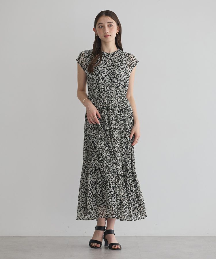 YECCA VECCA「小花柄プリーツワンピース」|ワンピース|