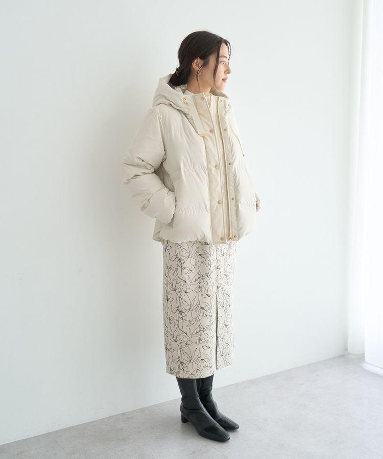 YECCA VECCA「ラインフラワー柄フェイクスエードスカート」|タイト|