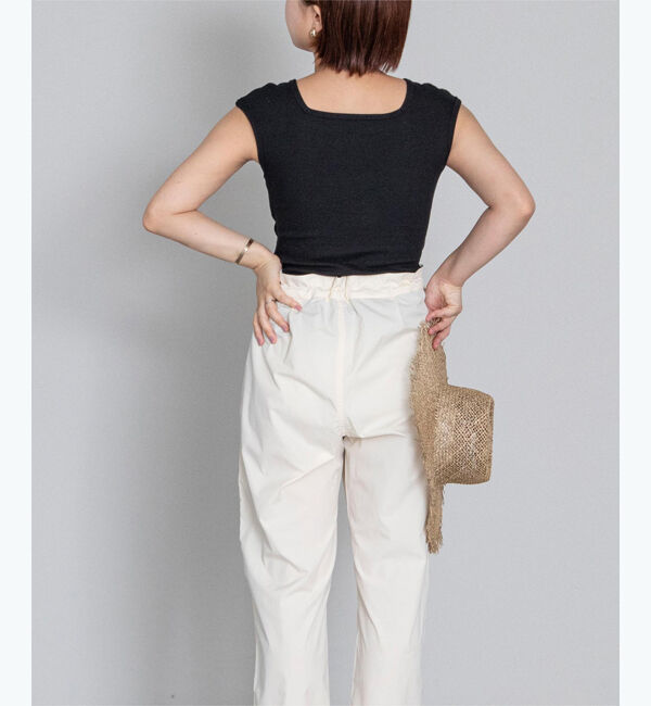 ur's「カップ付スクエアネックトップス/タンクトップ」|タンクトップ|