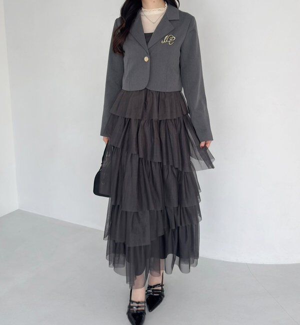  「ブローチ付きショートテーラードジャケット」|ノーカラーコート|