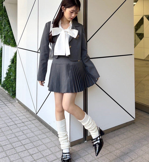  「ブローチ付きショートテーラードジャケット」|ノーカラーコート|