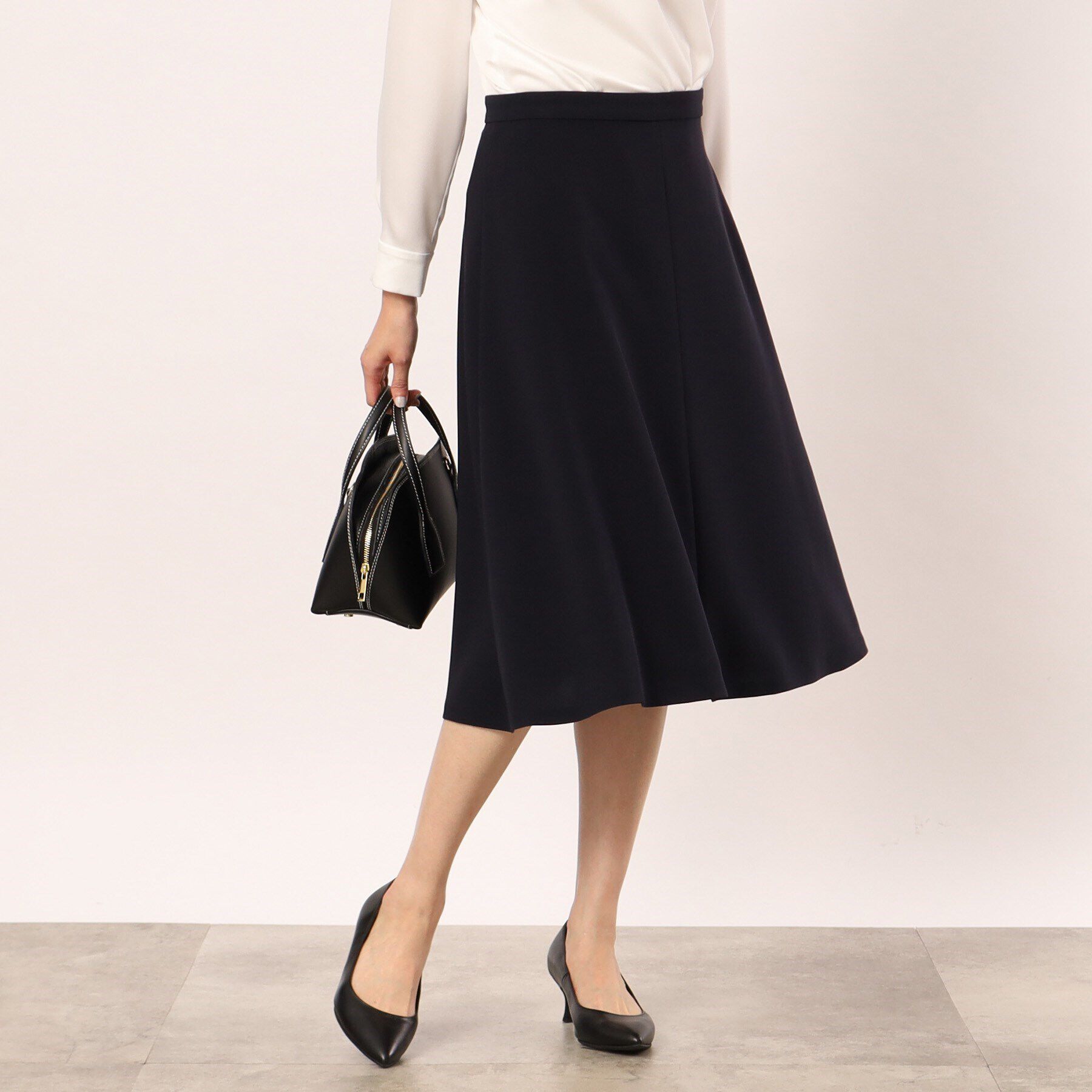 UNTITLED「トリアセエアクロススカート」|スカート|ネイビー(693)