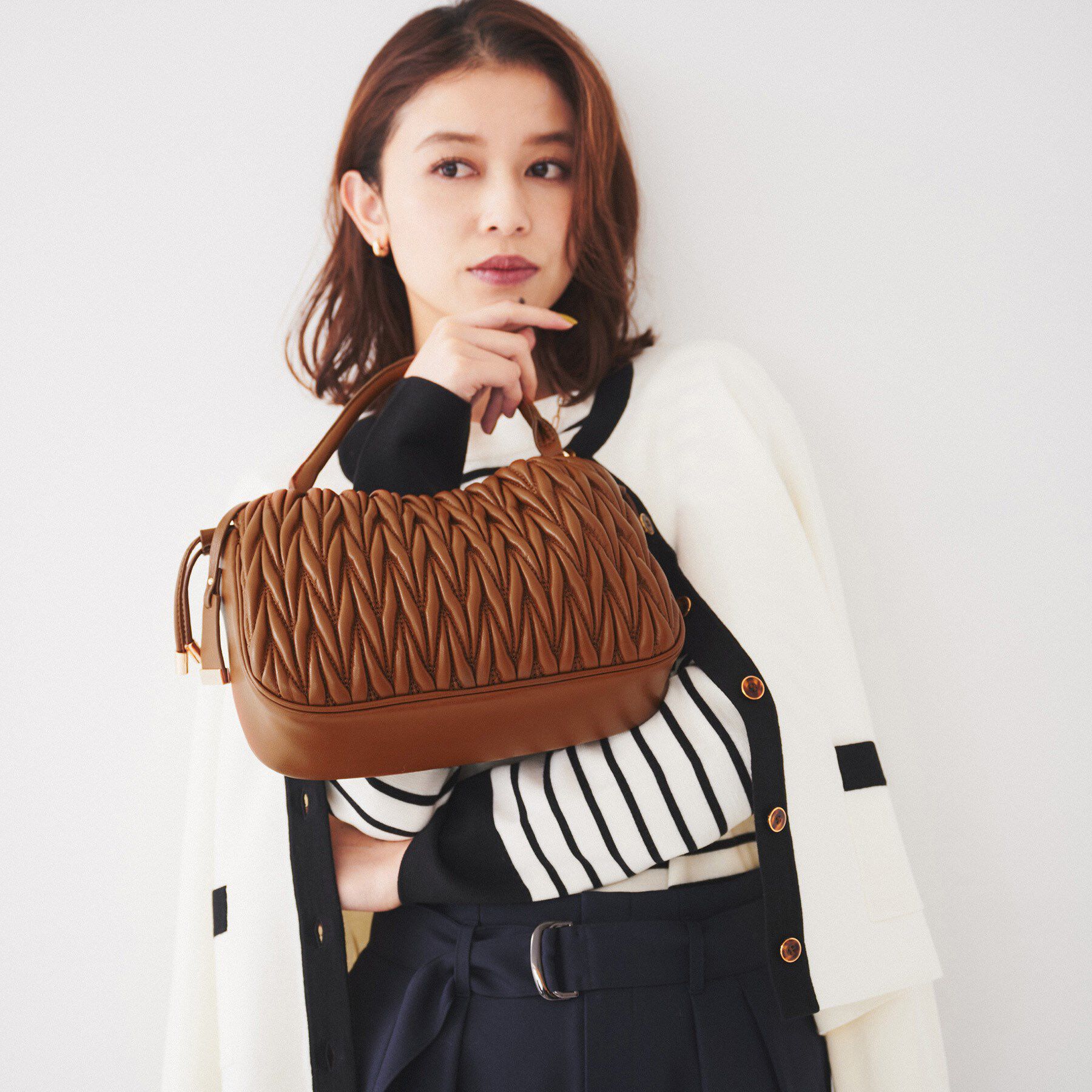 UNTITLED「【セレモニーにも！】ソフトギャザーショルダー」|ショルダー・メッセンジャー|