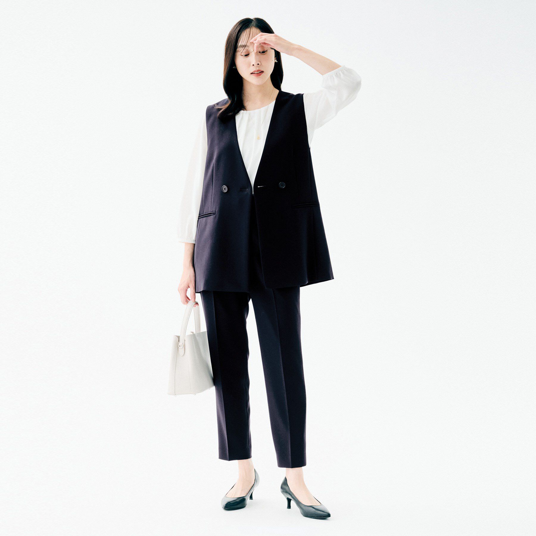 UNTITLED「バックラッフルジレ」|ベスト・ジレ|