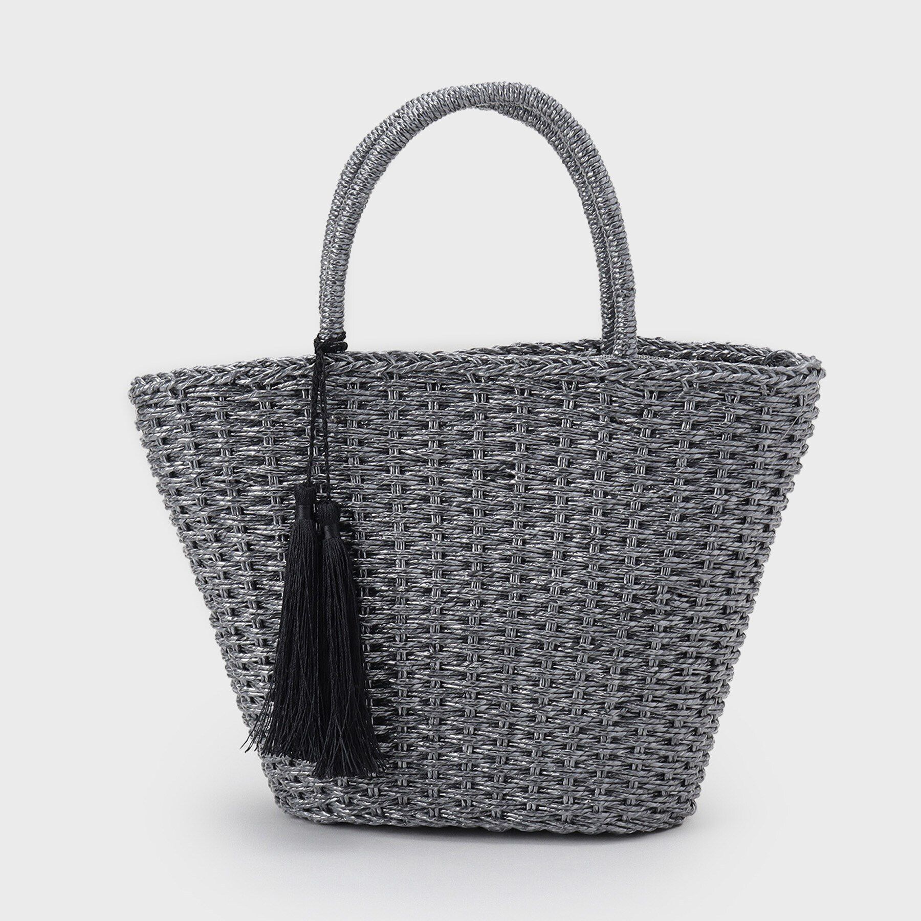 COUP DE CHANCE「シルバー＆ガンメタの上品な輝き！手編みの大人ペーパーカゴバッグ」|ハンドバッグ|