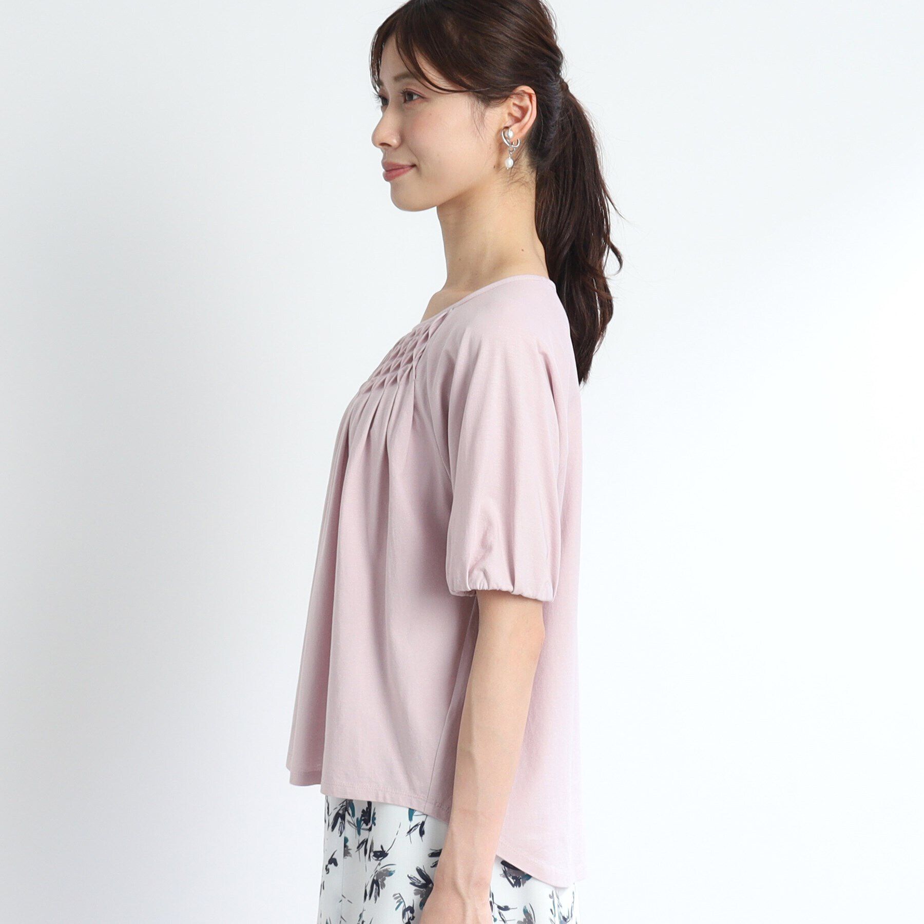 Reflect「【SALE／接触冷感／洗える】スモッキング刺繍ジャージブラウス」|Tシャツ・カットソー|