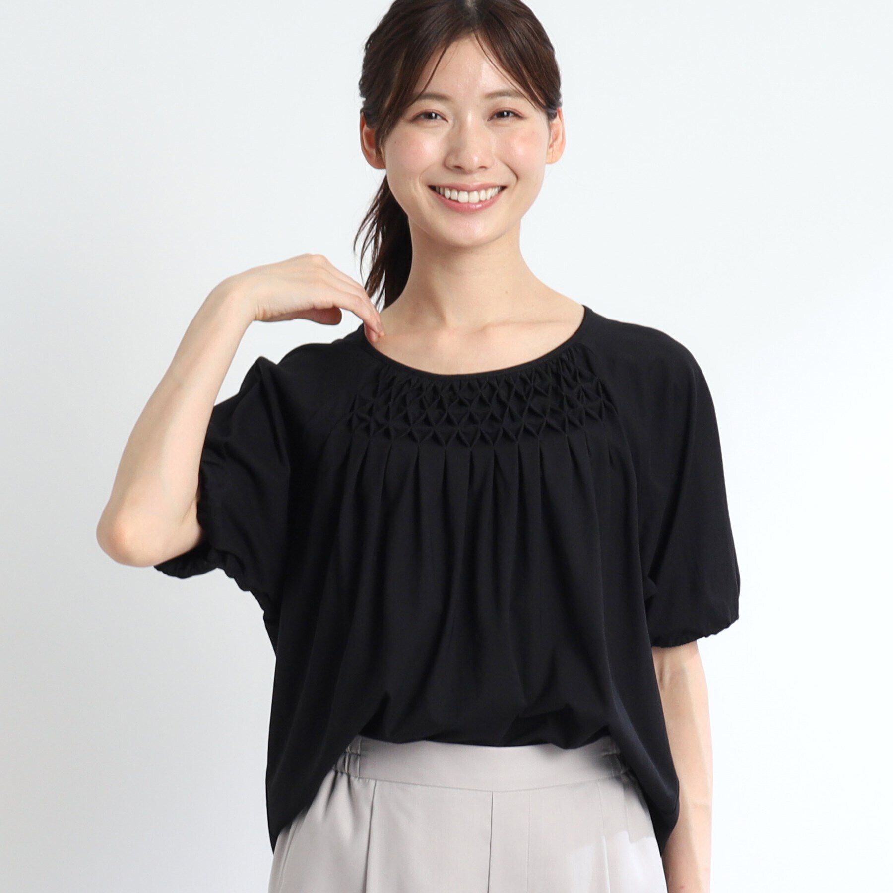 Reflect「【SALE／接触冷感／洗える】スモッキング刺繍ジャージブラウス」|Tシャツ・カットソー|