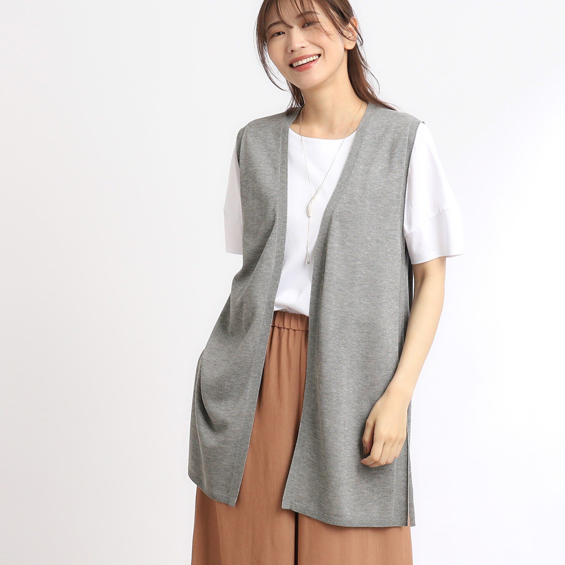 Reflect「【SALE／洗える／体型カバー】軽やかサマーニットジレ」|ベスト・ジレ|グレー(012)