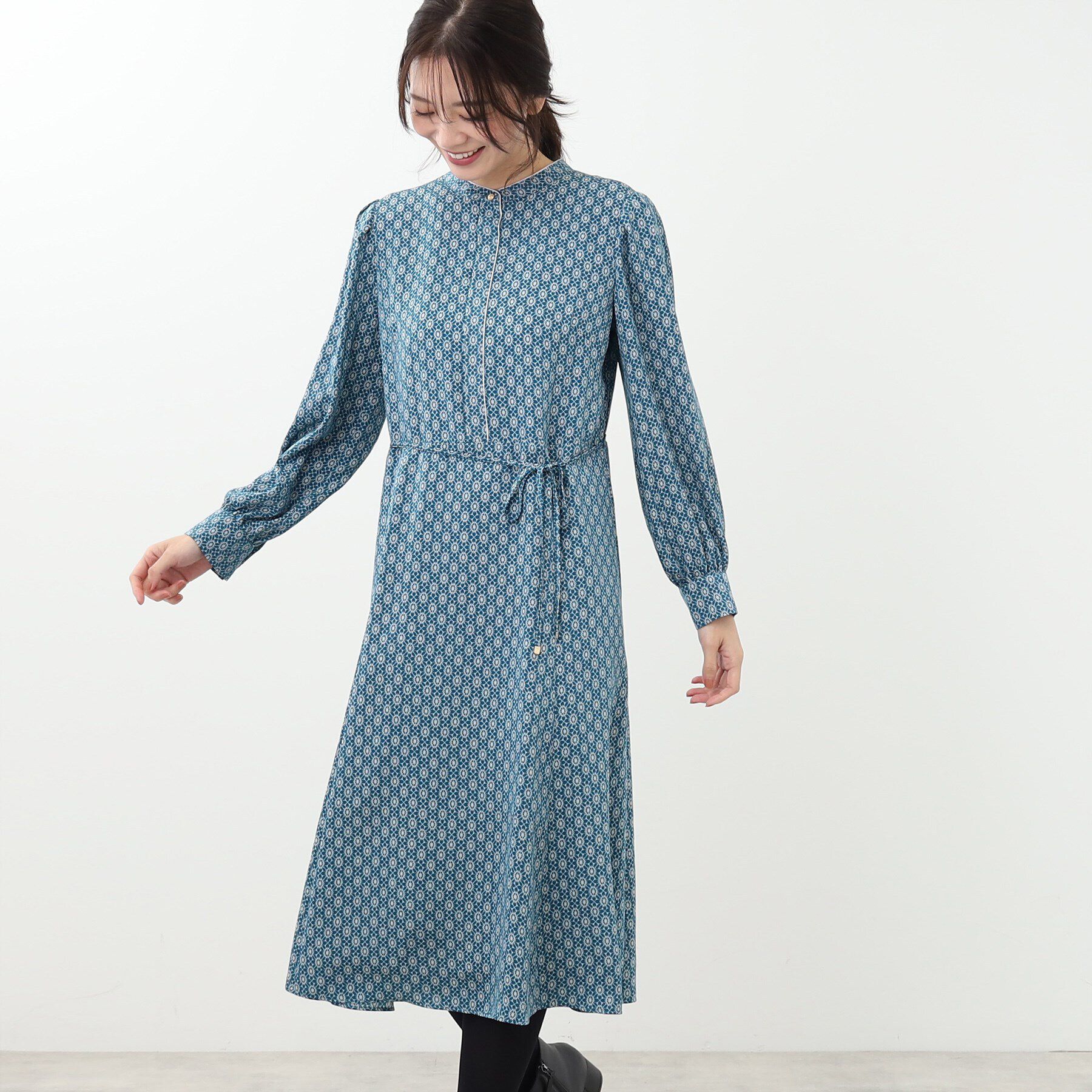 Reflect「【WEB限定カラーあり／マシンウォッシュ可】幾何柄プリントワンピース」|ワンピース|