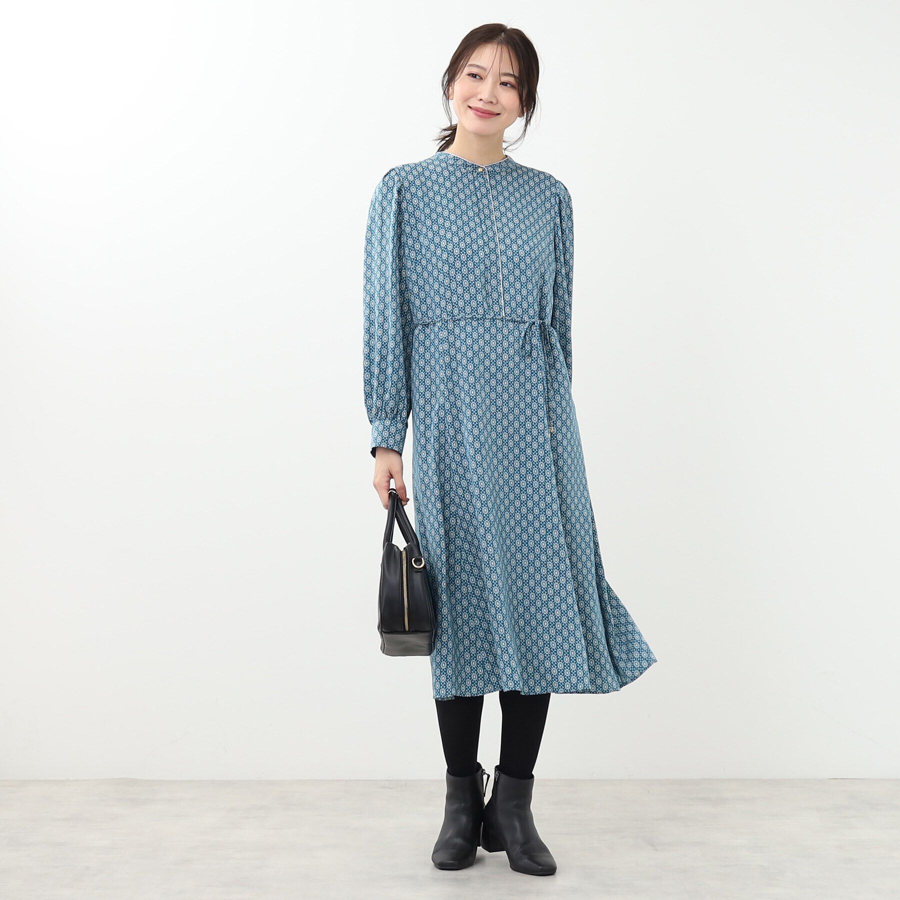 Reflect「【WEB限定カラーあり／マシンウォッシュ可】幾何柄プリントワンピース」|ワンピース|